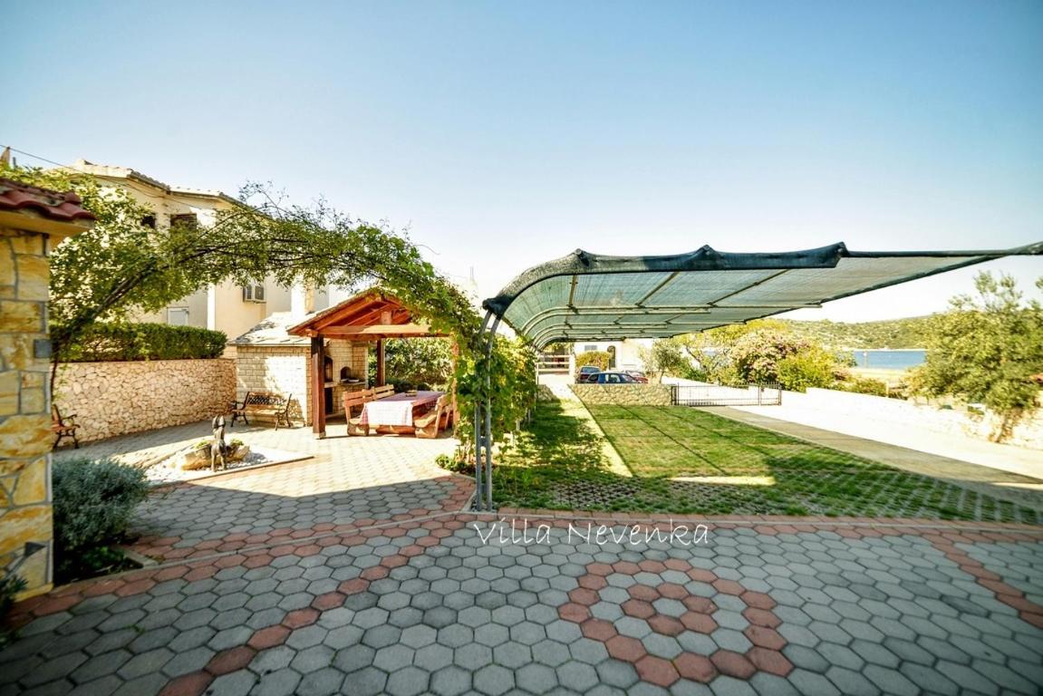 Apartments Villa Nevenka Рогозница Экстерьер фото