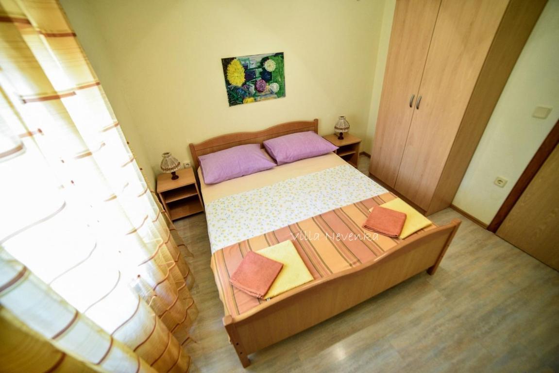 Apartments Villa Nevenka Рогозница Экстерьер фото