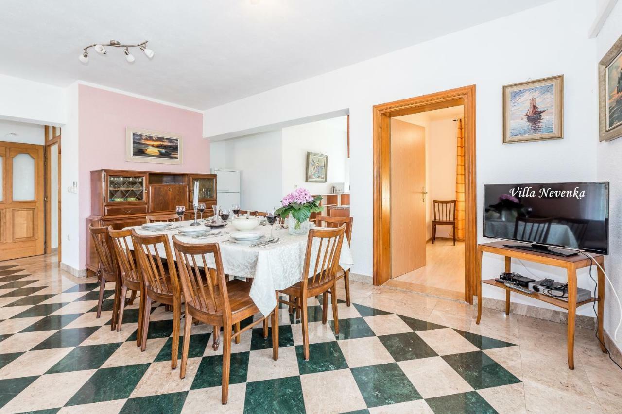 Apartments Villa Nevenka Рогозница Экстерьер фото