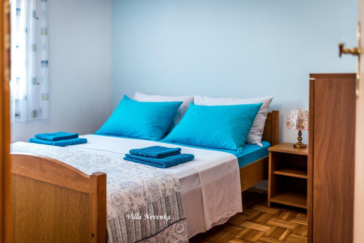 Apartments Villa Nevenka Рогозница Экстерьер фото