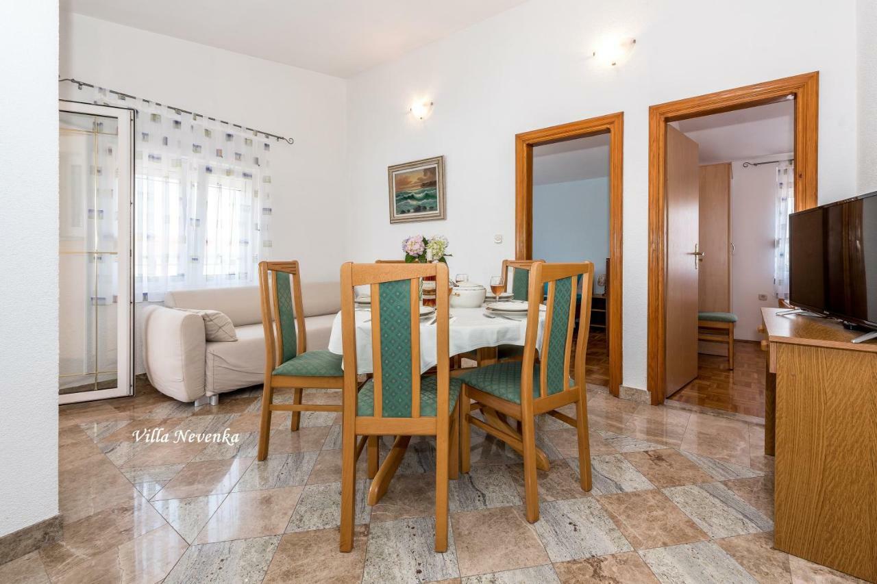 Apartments Villa Nevenka Рогозница Экстерьер фото