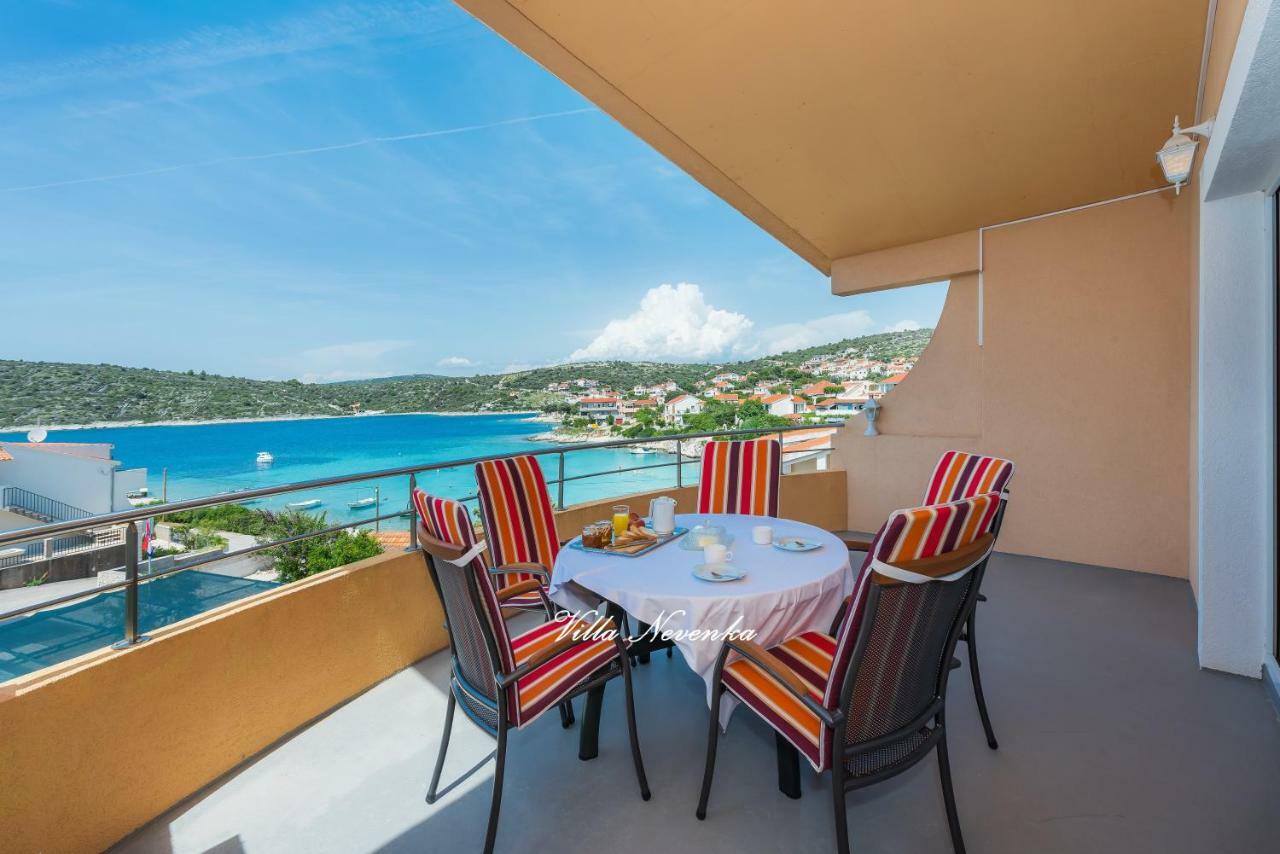 Apartments Villa Nevenka Рогозница Экстерьер фото