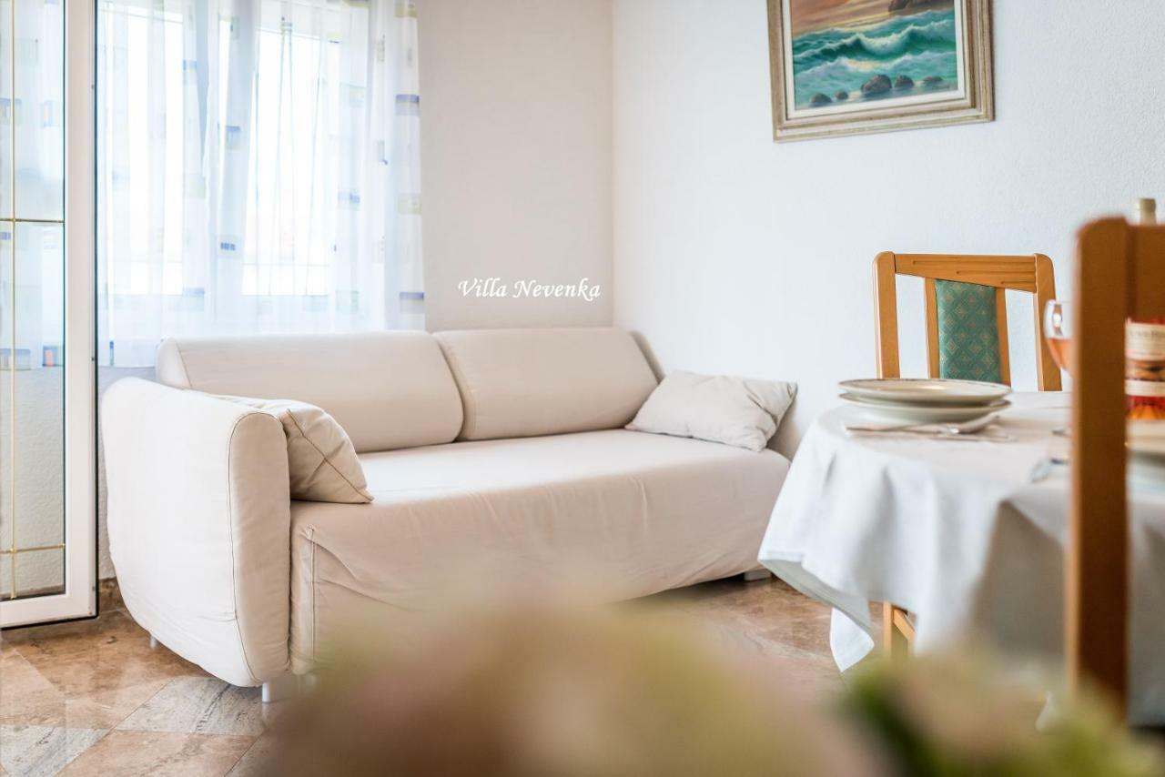 Apartments Villa Nevenka Рогозница Экстерьер фото